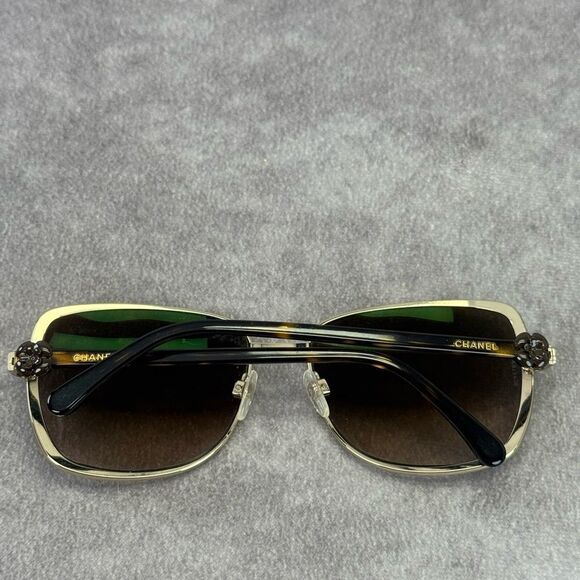 Chanel Camelia Flower Vintage Tortoiseshell Sunglasses - Picture 13 of 15